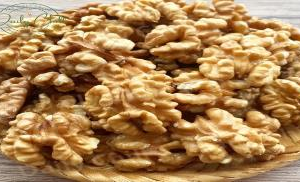 Nhân óc chó vàng